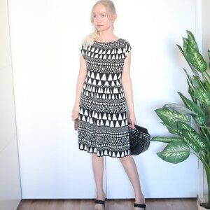 Vince Camuto Black & White Geometric Print Knee-length Sleeveless Dress Size MP